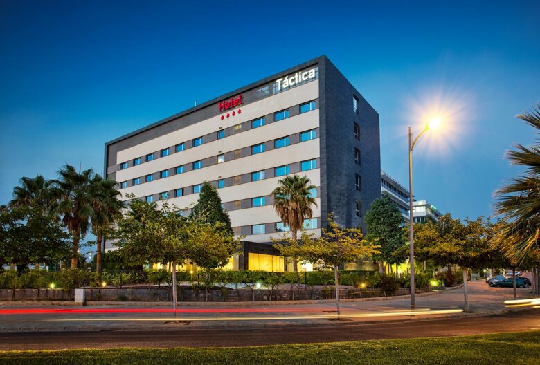 Azz Valencia T�ctica Hotel