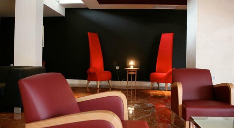 Tch Hotel