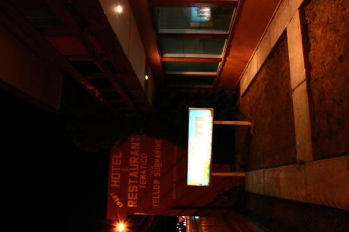 Hotel Yellow Submarine
