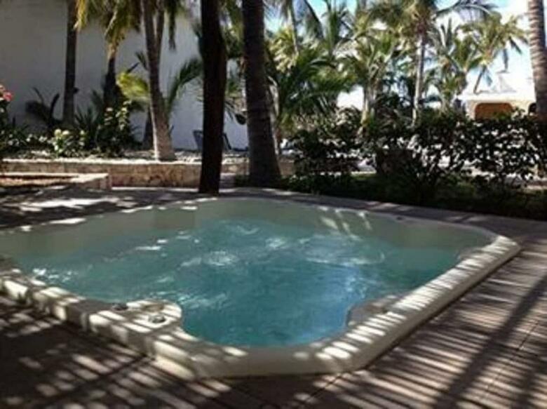 Hotel & Suites El Moro