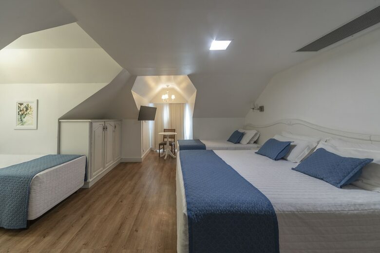 Encantos Charme Hotel