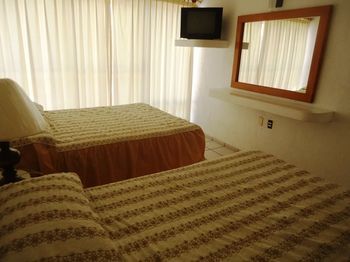 Hotel Concierge Inn Santa Cecilia