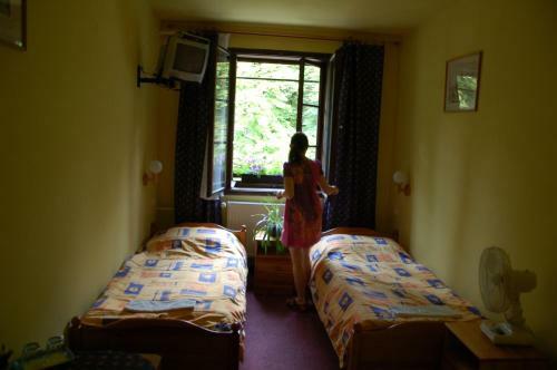 Hostal Pension Garni