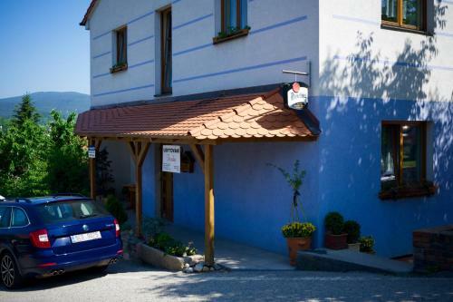 Hostal Ubytov�n� Ferda