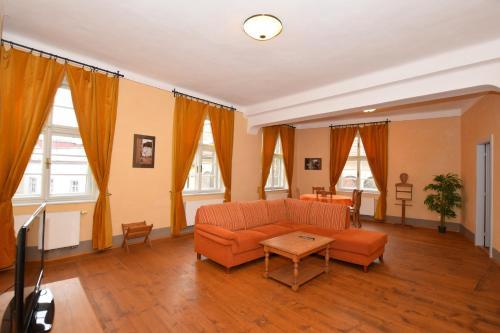 Aparthotel Z�meck� Apartm� - Castle Apartments
