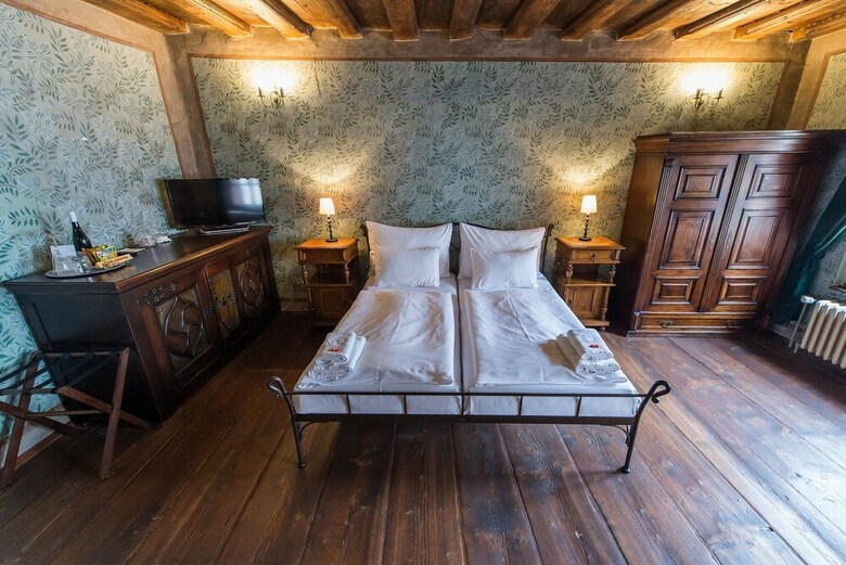 Hostal Alt Straninger