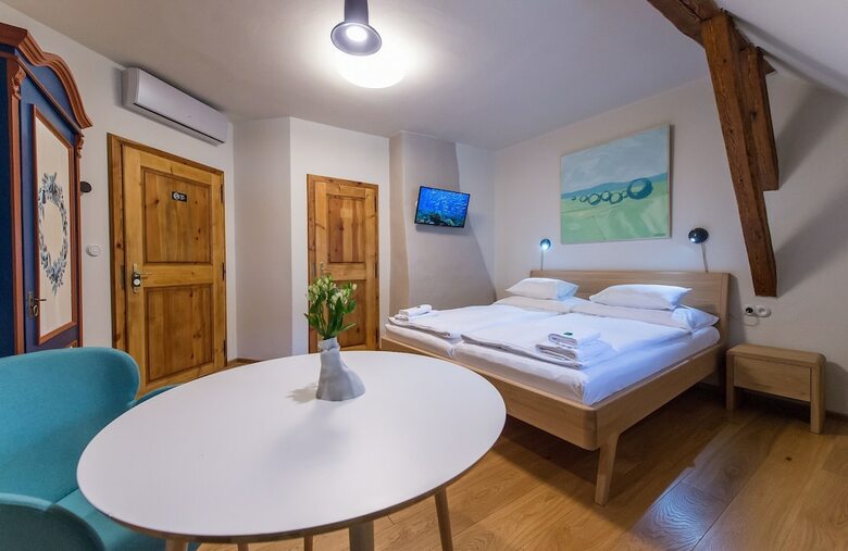 Hostal Alt Straninger