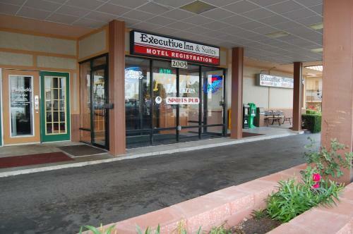 Motel Executive Inn And Suites Springdale