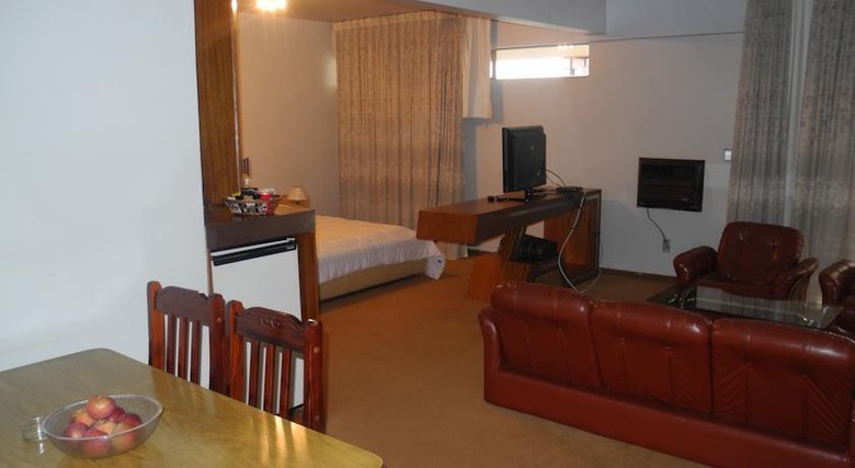 Garvey Park Hotel