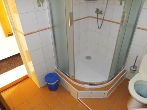 Hostal Pension Three