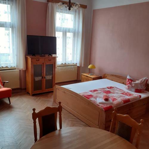 Apartma Franti?kovy L�zn?