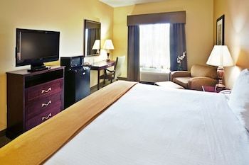 Holiday Inn Express Hotel And Suites Texarkana