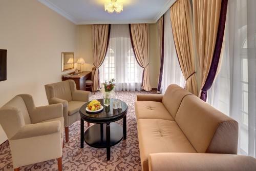 Windsor Medical Complex & Spa Hotel