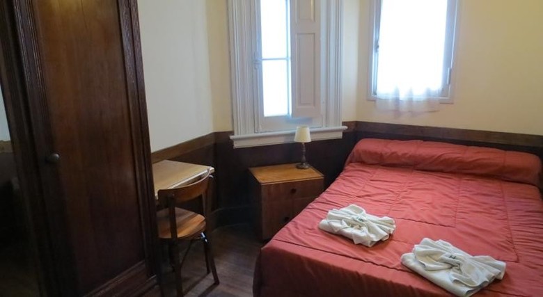 Hotel Raglan
