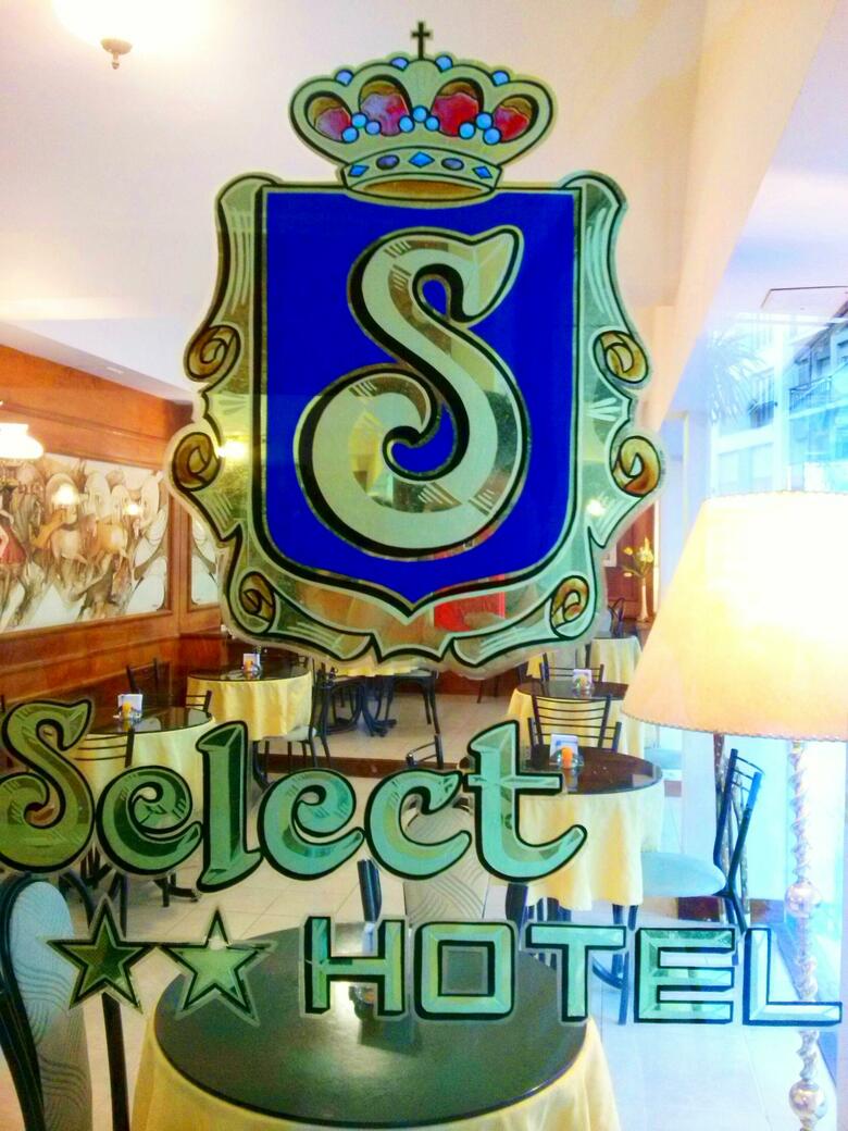 Hotel Select