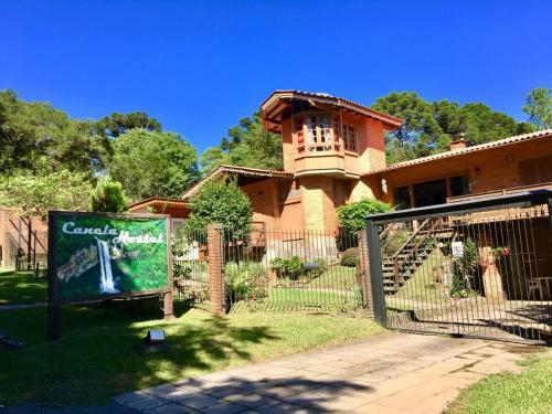 Canela Hostel