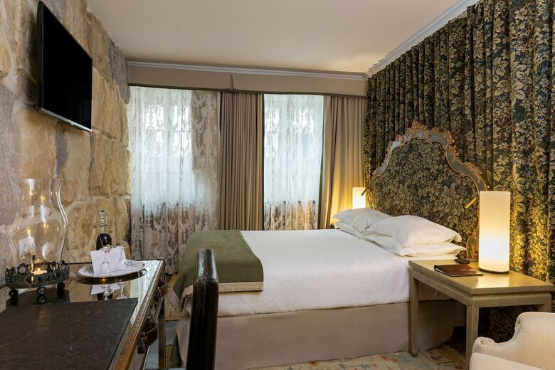 Hotel Solar Do Castelo