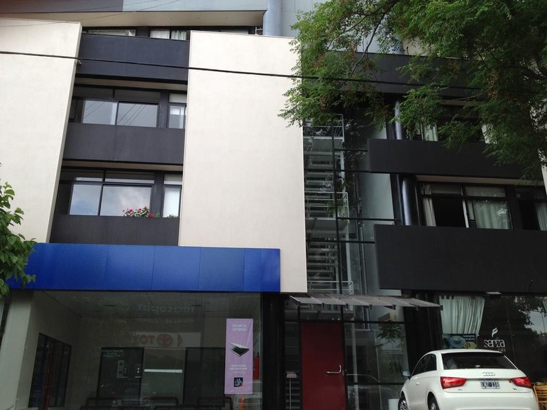 Regency Bombal Apartments