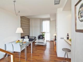 Inside Barcelona Apartments Mercat