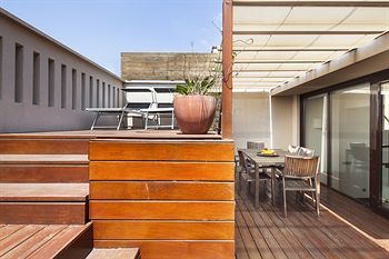 Inside Barcelona Apartments Mercat