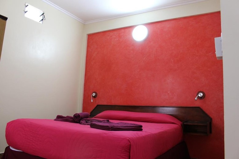 Residencial Noelia Hostel