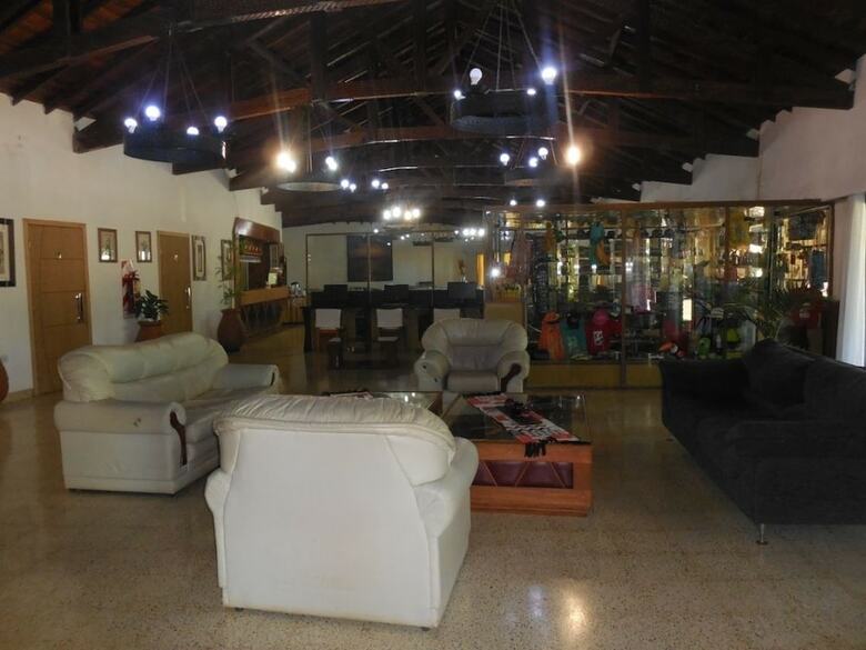 Hotel Tropical