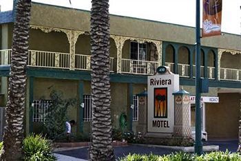 Riviera Motel