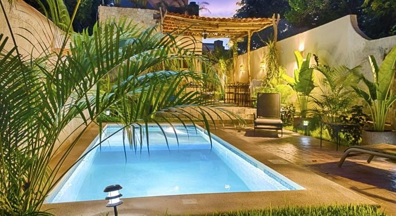 Casa Del Maya Bed & Breakfast