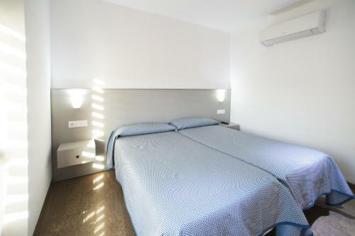 Hostal Drassanes