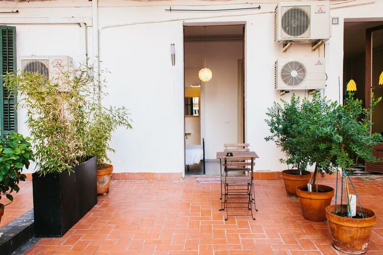 Hostal Zoorooms Boutique Guesthouse