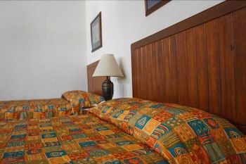 Hotel Fiesta Versalles