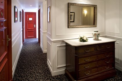 Claridge Hotel