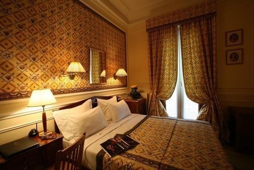Claridge Hotel
