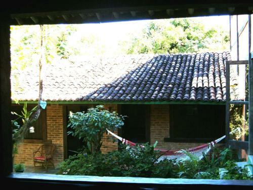 Hostal Pousada Bucaneiros