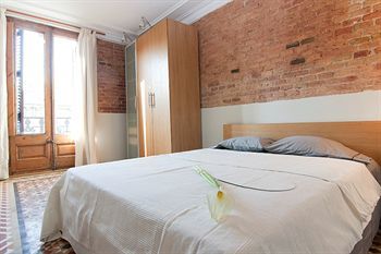 Fuster Apartments