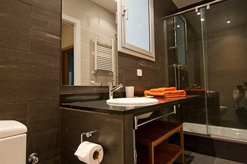 Fuster Apartments