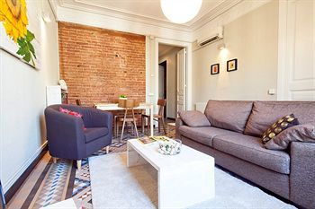 Fuster Apartments
