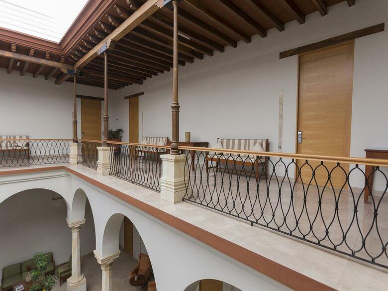 Hotel Parador De Alcal�