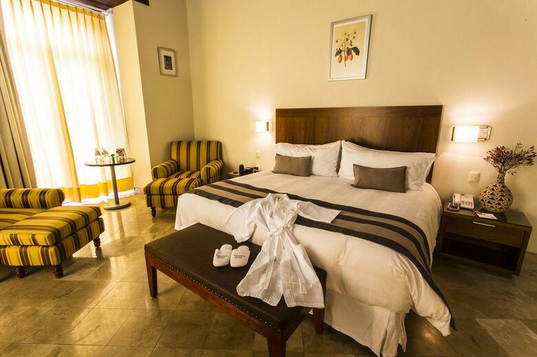 Hotel Parador De Alcal�