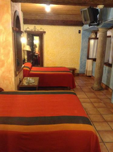 Hotel Los Escudos