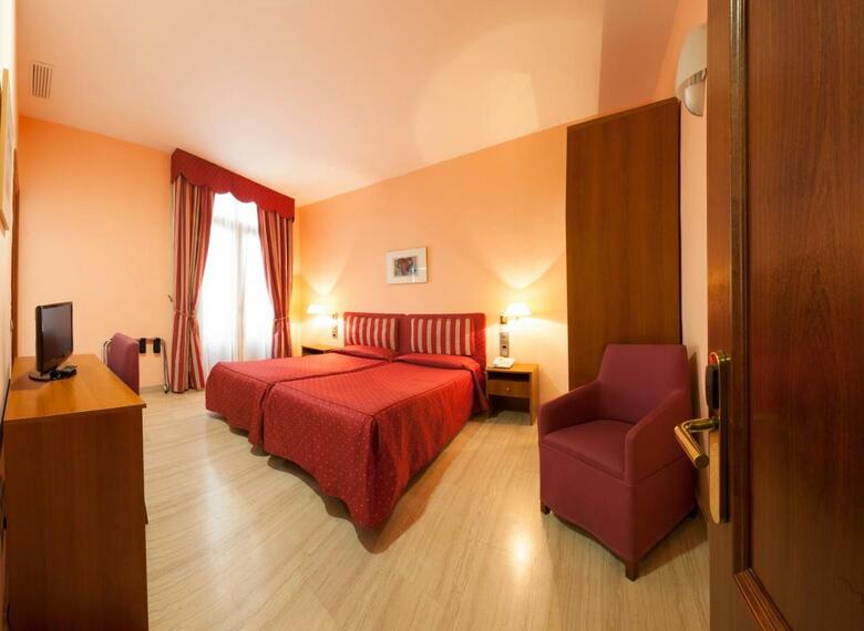 Alba Hotel