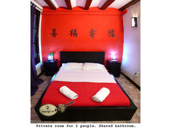 Serenity Gotic Hostel