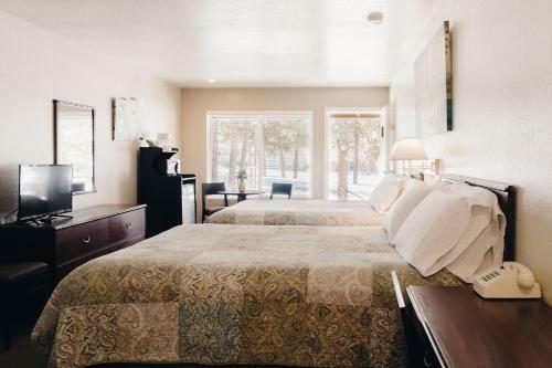 Hotel Vintage Lakeside Inn