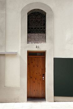 Gracia Apartments