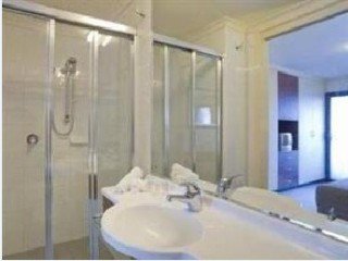 Y Hotel City South