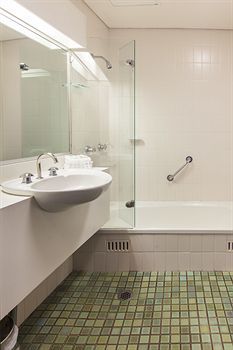 Hotel Y Hyde Park