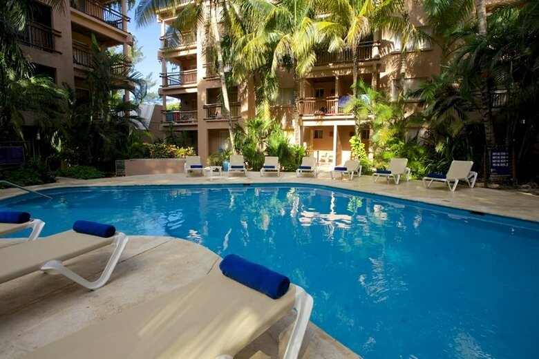 Tukan Hotel & Beach Club