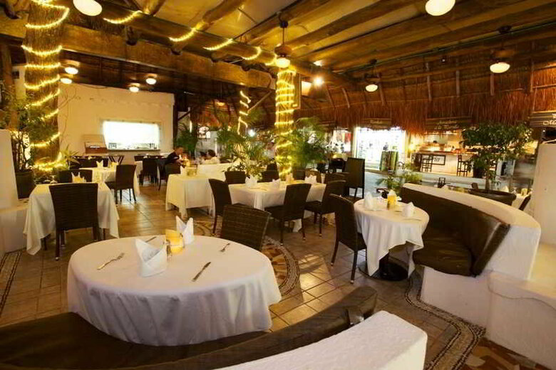 Tukan Hotel & Beach Club