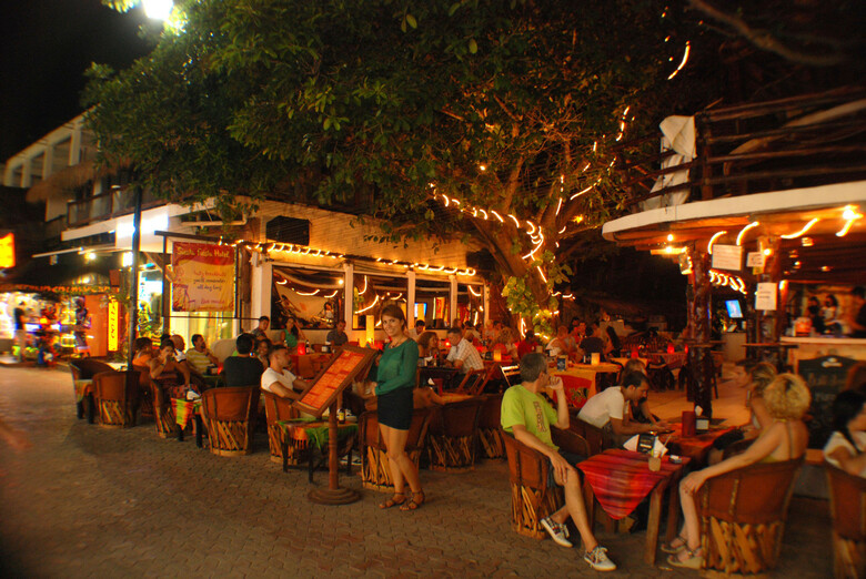 Siesta Fiesta Hotel