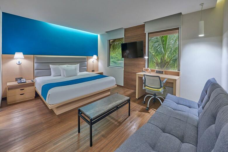 Hotel City Express Playa Del Carmen